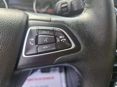 Used 2019 Ford EcoSport SE AWD/4WD image 17