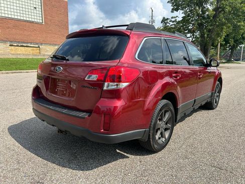 Used 2014 Subaru Outback 2.5i Premium AWD/4WD image 4