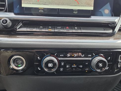 Used 2022 Chevrolet Silverado 1500 LT image 17