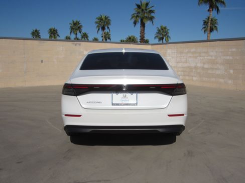 Certified 2023 Honda Accord LX image 7