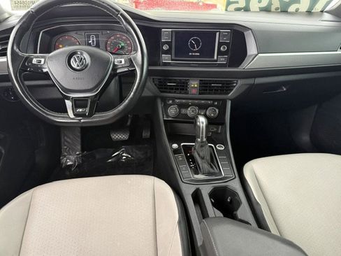 Used 2019 Volkswagen Jetta R-Line FWD image 16