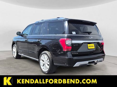 Used 2019 Ford Expedition Platinum AWD/4WD image 3