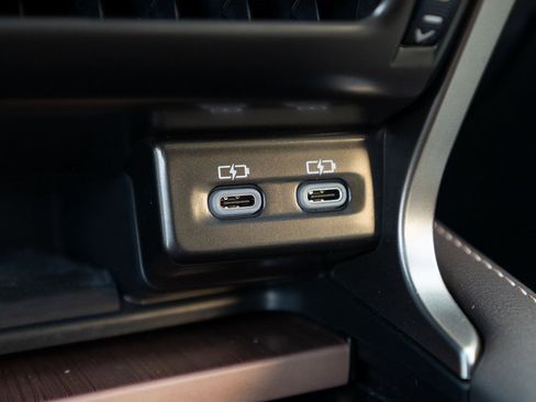 Used 2023 Lexus RX 350 Premium image 19