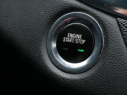 Used 2018 Chevrolet Impala Premier FWD image 24