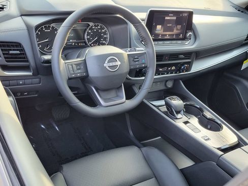 New 2026 Nissan Rogue Dark Armor FWD image 5