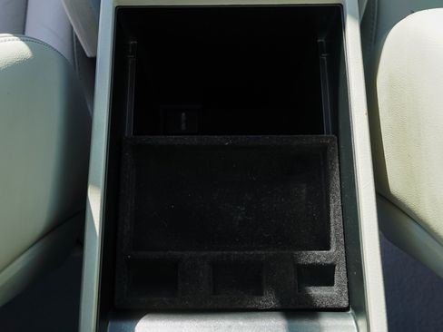 Used 2011 Toyota Avalon FWD image 38