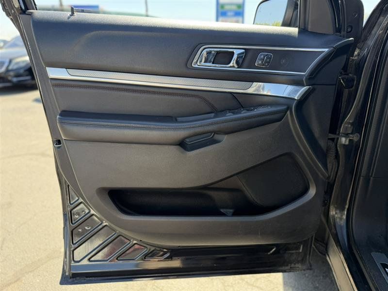 Used 2016 Ford Explorer Sport w/ Equipment Group 401A AWD/4WD image 8