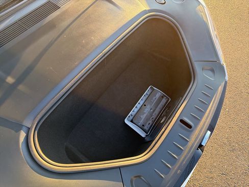 Used 2022 Tesla Model S image 14