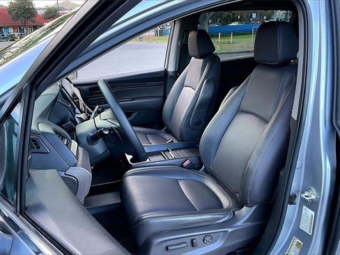 Used 2023 Honda Odyssey EX-L image 27
