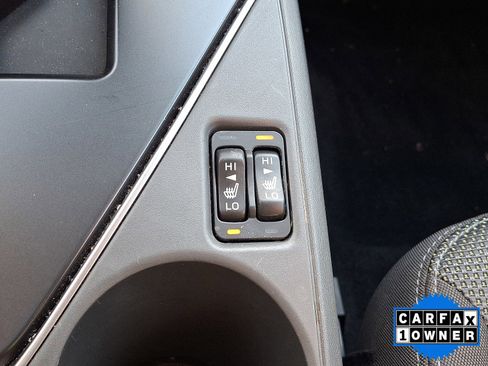 Used 2024 Subaru Crosstrek 2.0i Premium image 35