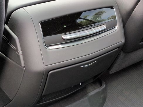 New 2025 Cadillac Escalade ESV Sport w/ LPO, Floor Liner Package AWD/4WD image 84