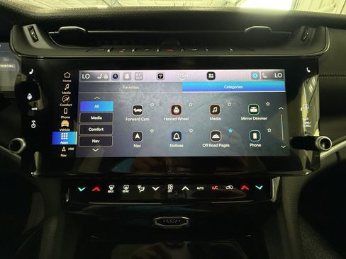 New 2026 Jeep Grand Cherokee L Limited AWD/4WD image 40