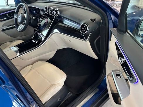 Used 2026 Mercedes-Benz GLC 300 image 23