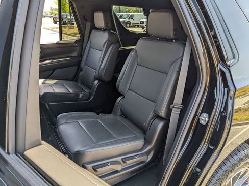 Used 2024 Chevrolet Tahoe Z71 w/ Luxury Package image 43