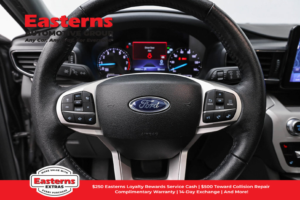 Used 2024 Ford Explorer XLT w/ Equipment Group 202A AWD/4WD image 11