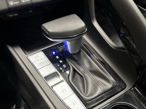 Used 2021 Hyundai Elantra Limited image 21