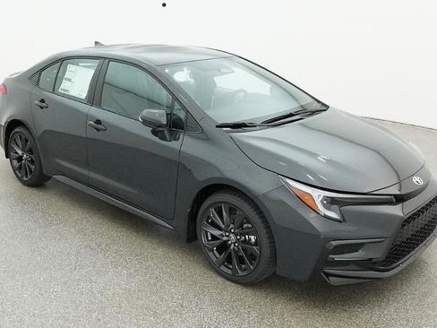 New 2026 Toyota Corolla SE image 3