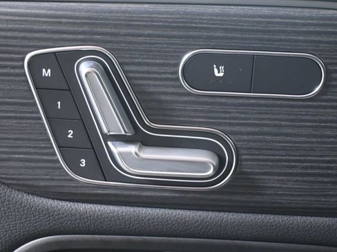 Certified 2026 Mercedes-Benz GLA 250 4MATIC image 27