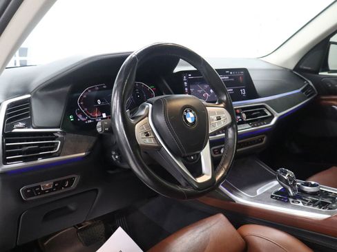 Used 2019 BMW X7 xDrive40i w/ Premium Package AWD/4WD image 49