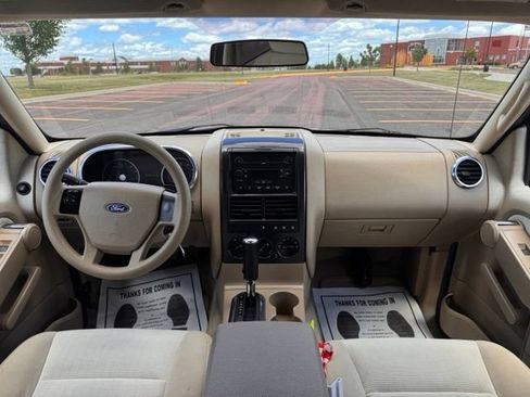 Used 2007 Ford Explorer XLT AWD/4WD image 15