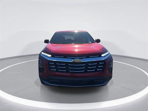 New 2026 Chevrolet Equinox LT w/ Convenience Package II image 3