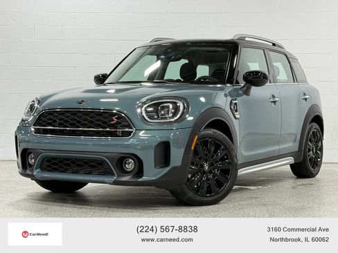Used 2024 MINI Cooper Countryman S FWD image 1