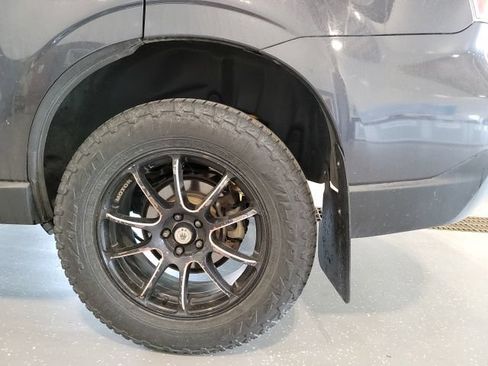 Used 2016 Subaru Forester 2.5i Premium w/ All-Weather Package AWD/4WD image 14