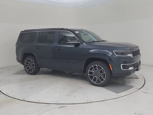 New 2025 Jeep Wagoneer Series III w/ Quick Order Package 25C Super image 2