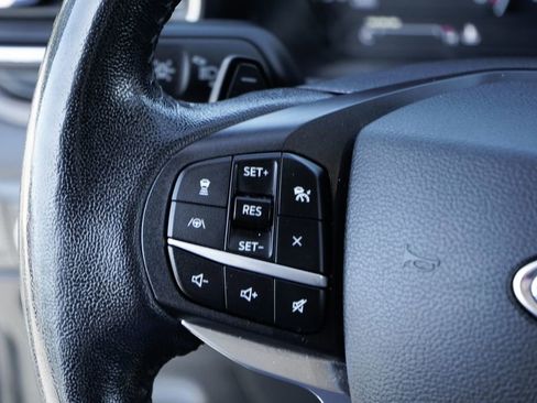 Used 2020 Ford Explorer Limited image 24