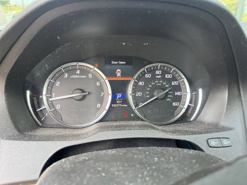 Used 2020 Acura MDX w/ Technology Package AWD/4WD image 2