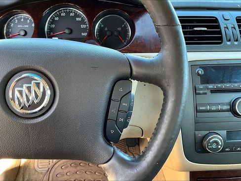 Used 2008 Buick Lucerne CXL w/ Driver Confidence Package FWD image 18