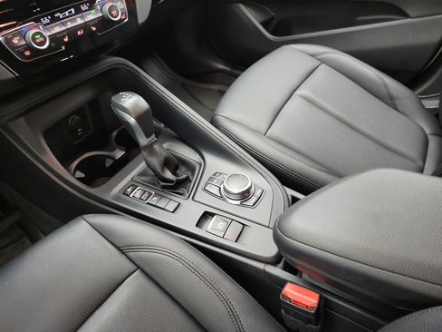 Used 2019 BMW X1 sDrive28i FWD image 11