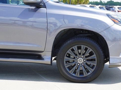 Certified 2023 Lexus GX 460 Premium w/ Accessory Package AWD/4WD image 9