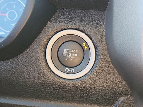 Used 2024 RAM 1500 Lone Star image 16