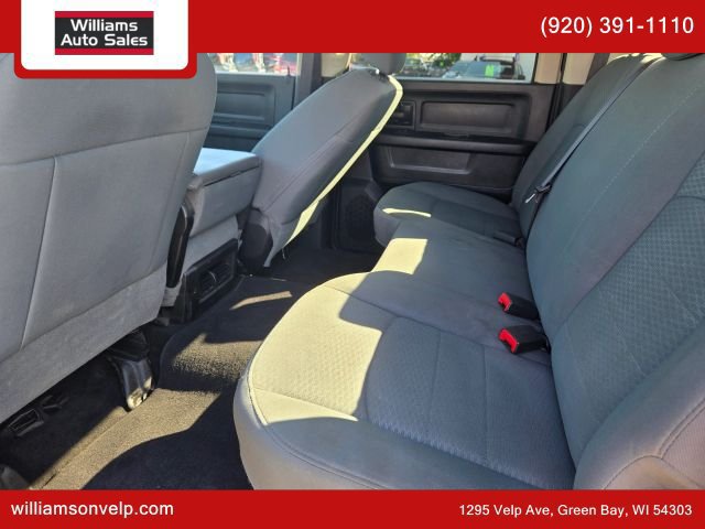 Used 2017 RAM 1500 Express w/ Black Ram 1500 Express Group AWD/4WD image 13