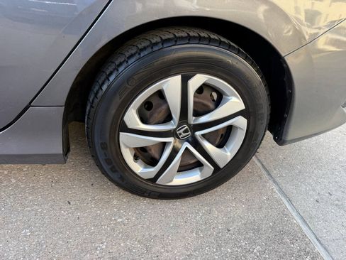 Used 2016 Honda Civic LX image 36