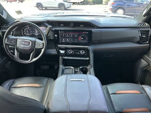 Used 2024 GMC Sierra 2500 AT4 w/ AT4 Premium Plus Package AWD/4WD image 13