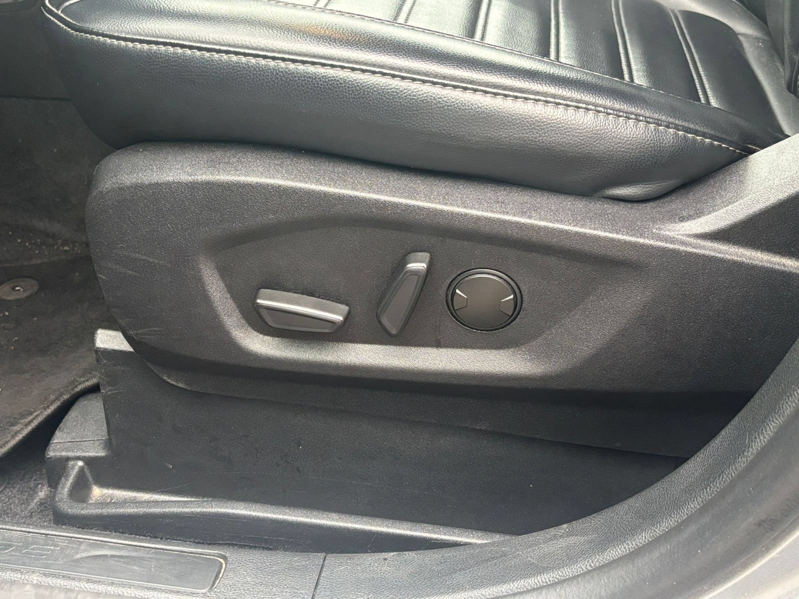 Used 2024 Ford Edge SEL AWD/4WD image 20