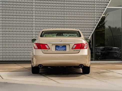 Used 2007 Lexus ES 350 w/ Premium Plus Pkg FWD image 29