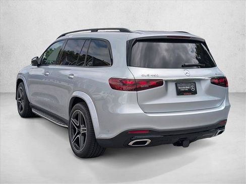 New 2026 Mercedes-Benz GLS 450 4MATIC image 9
