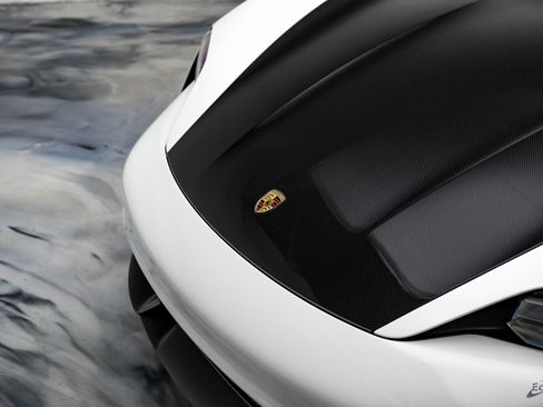 Used 2020 Porsche Taycan Turbo S image 27