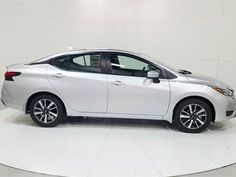 Certified 2025 Nissan Versa SV w/ Trunk Package FWD image 9