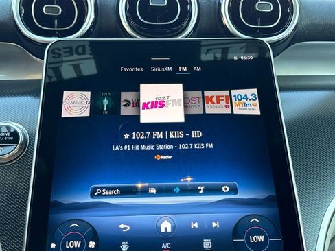 Used 2026 Mercedes-Benz GLC 300 image 36