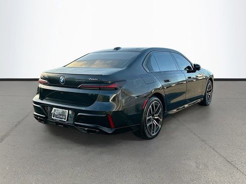 Used 2023 BMW 760i xDrive 760i xDrive image 7