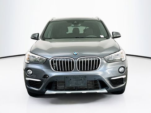 Used 2018 BMW X1 xDrive28i w/ Convenience Package AWD/4WD image 2