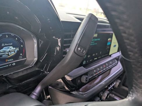 Used 2023 Chevrolet Silverado 1500 RST AWD/4WD image 22