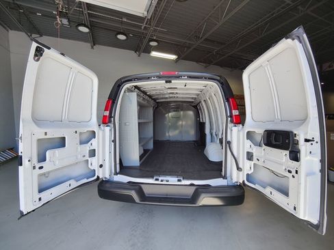 Used 2023 Chevrolet Express 2500 Extended w/ Driver Convenience Package RWD image 6