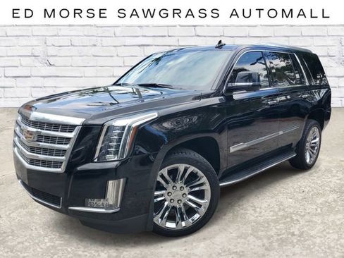 Used 2020 Cadillac Escalade Luxury w/ LPO, Radiant Package RWD image 1