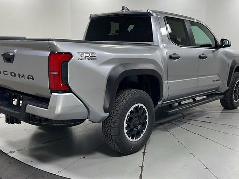 New 2025 Toyota Tacoma TRD Off-Road image 5