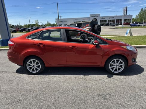 Used 2019 Ford Fiesta SE w/ Equipment Group 201A FWD image 14